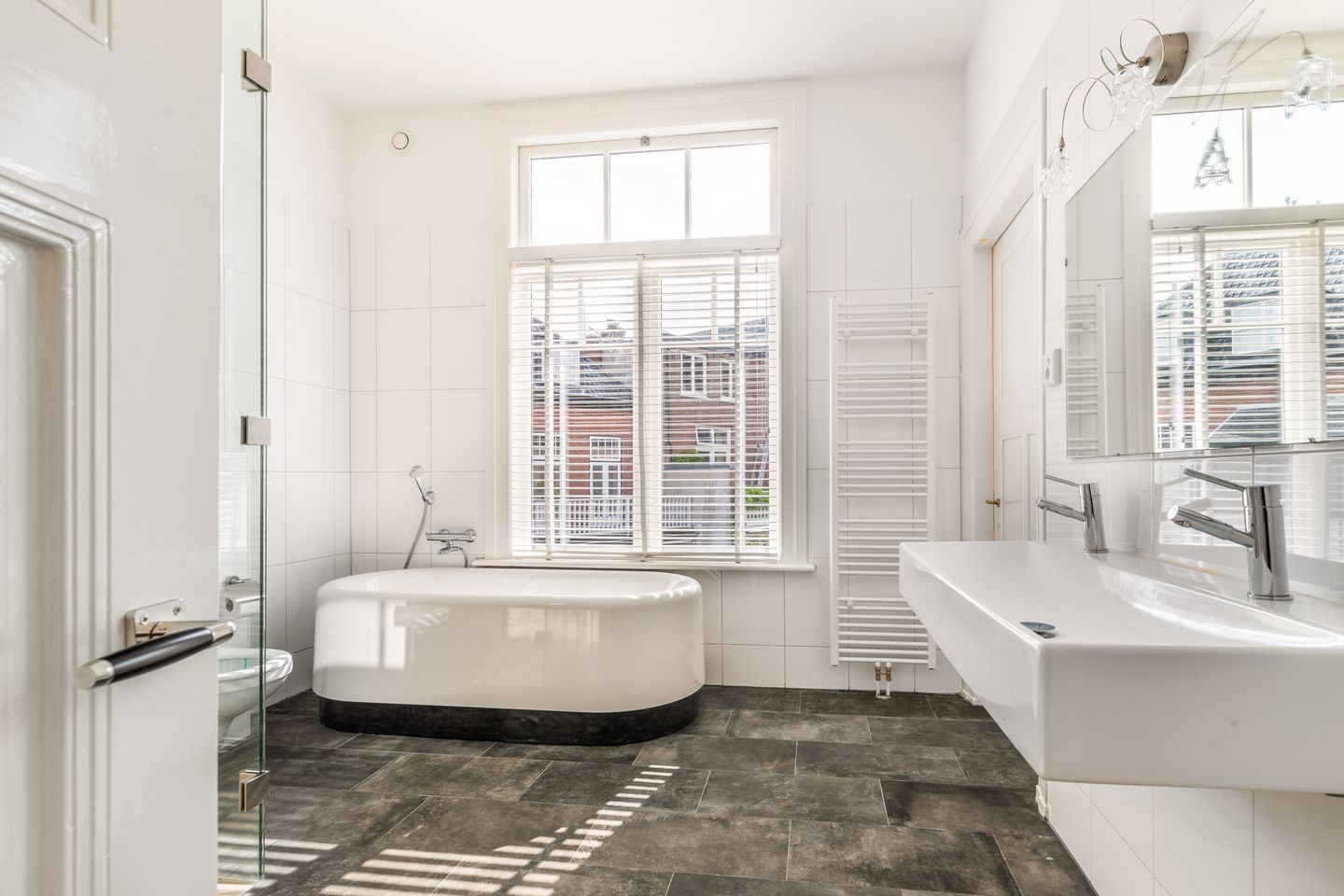 Foto 40 van Van Eedenstraat 1