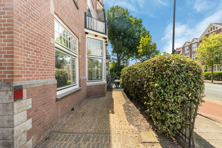 Foto 66 van Van Eedenstraat 1