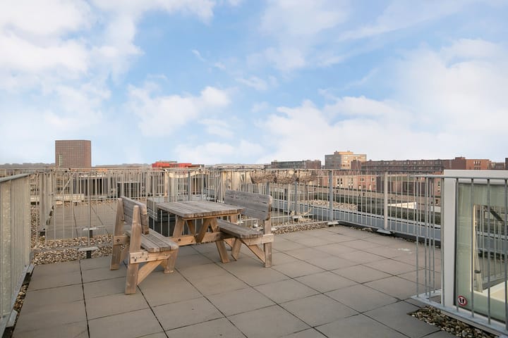 Photo 2 of Nederlandstraat 142