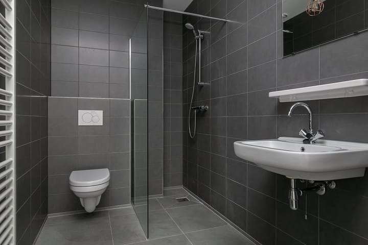 Photo 13 of Nederlandstraat 142