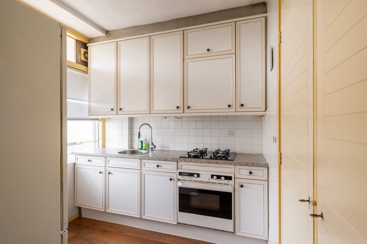 Foto 3 van van Baerlestraat 139