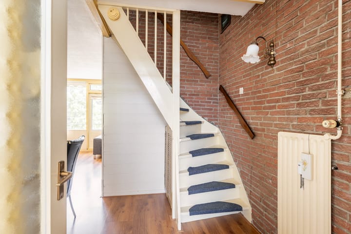 Foto 8 van van Baerlestraat 139