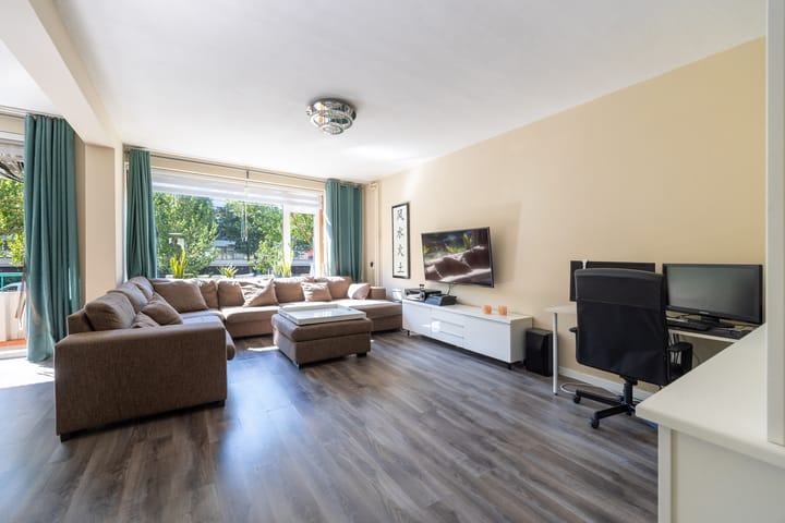 Foto 1 van Burgemeester Caan van Necklaan 442