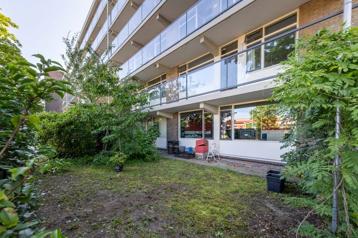 Foto 3 van Burgemeester Caan van Necklaan 442