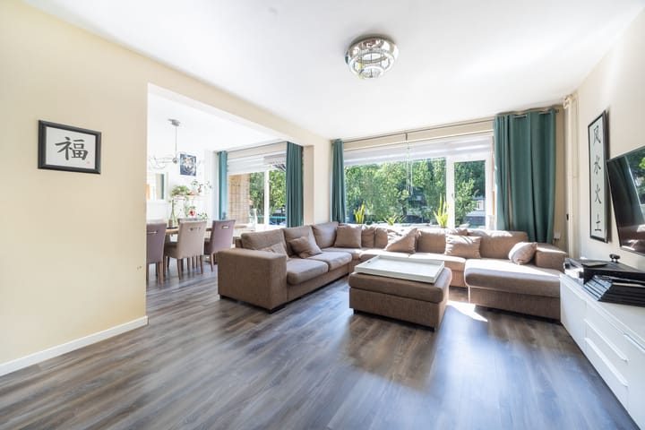 Foto 8 van Burgemeester Caan van Necklaan 442