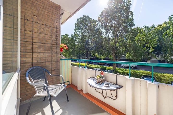 Foto 16 van Burgemeester Caan van Necklaan 442