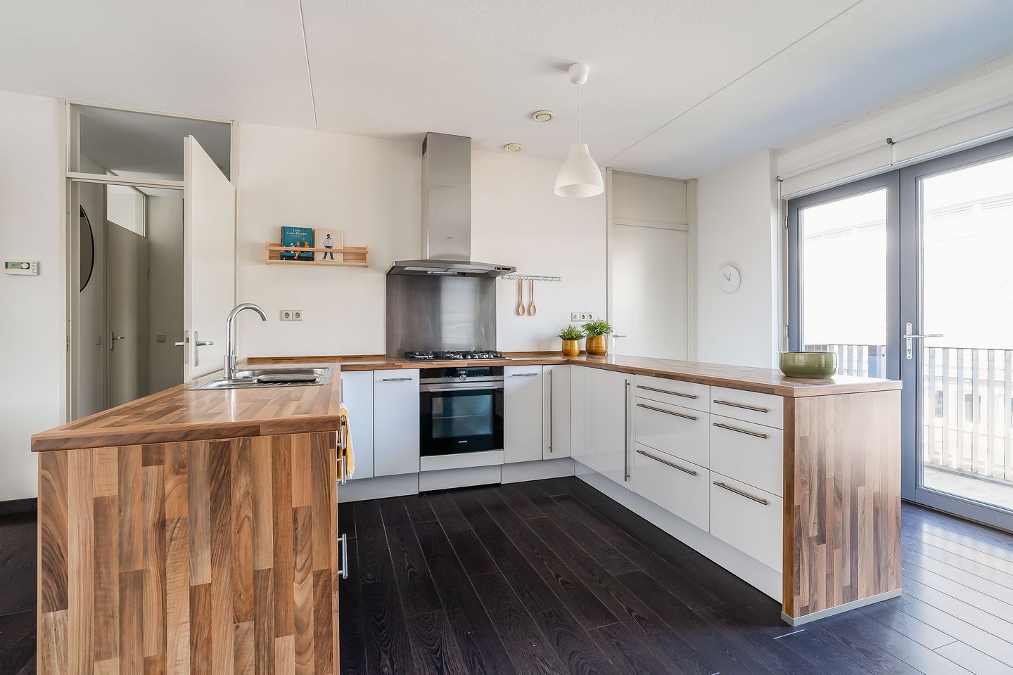 Foto 10 van Nieuwelaan 64