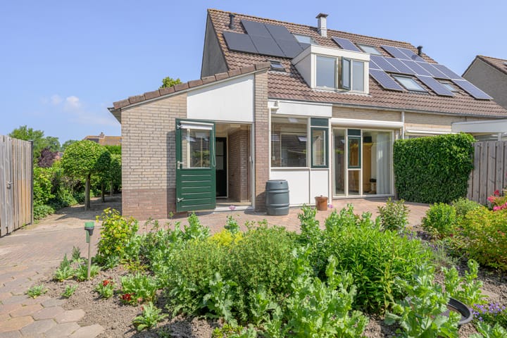 Foto 2 van Jan van der Benstraat 28