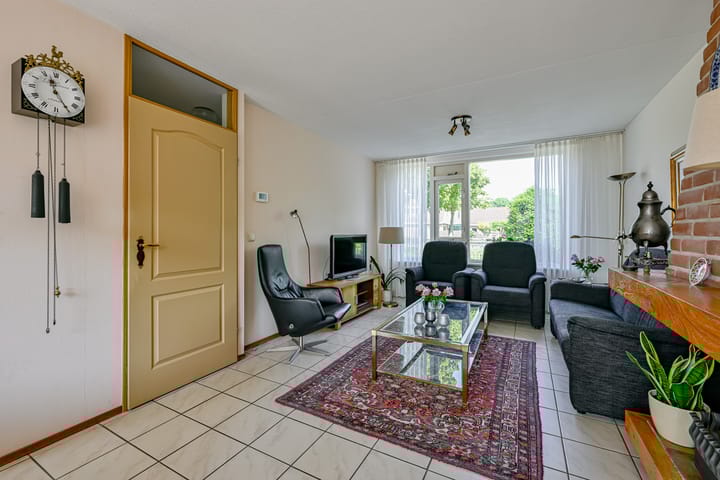 Foto 5 van Jan van der Benstraat 28