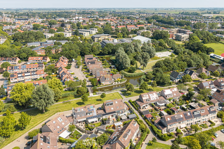 Foto 36 van Jan van der Benstraat 28