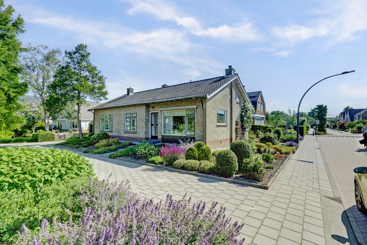 Foto 1 van Adriaan Heijnisstraat 25