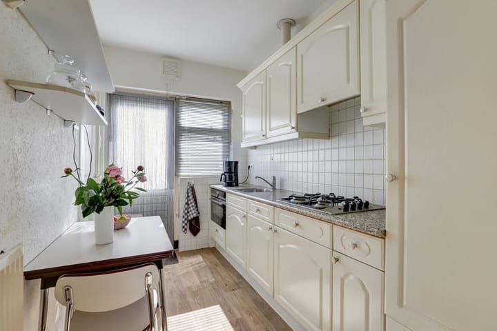 Foto 10 van Adriaan Heijnisstraat 25