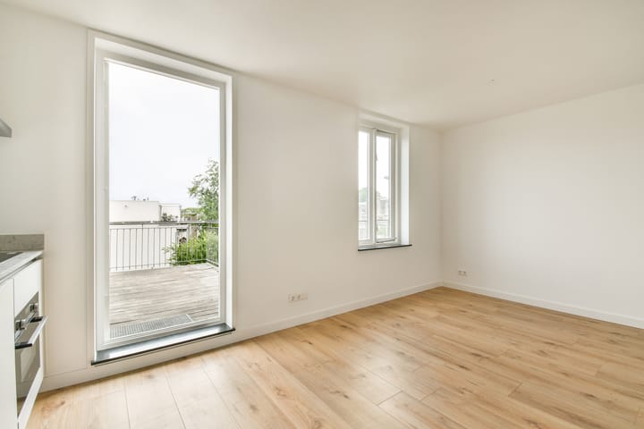 Foto 5 van Molukkenstraat 61-4