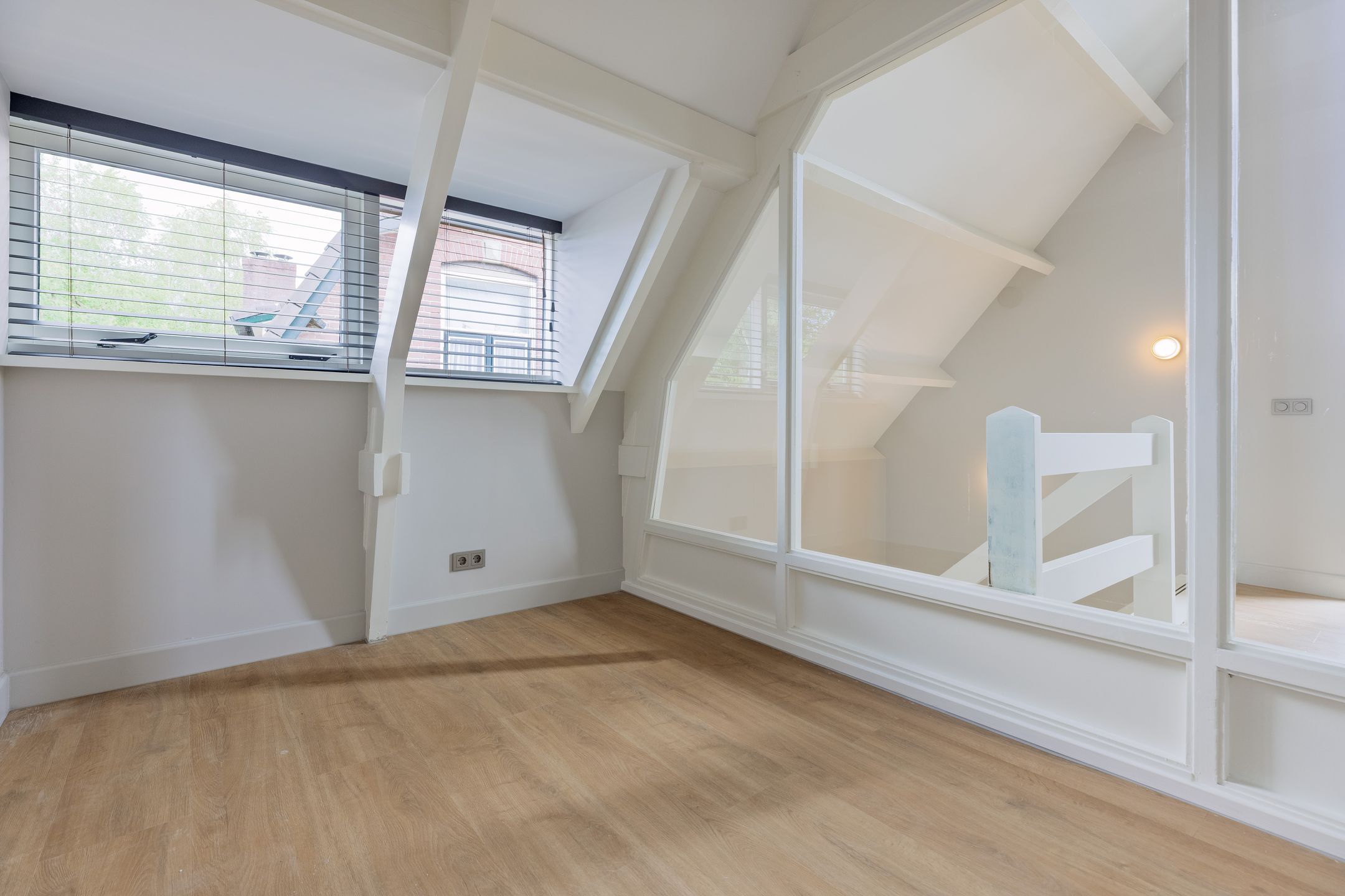 Foto 24 van Oosterend 13