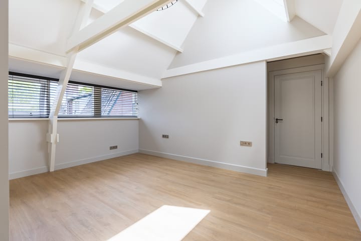 Photo 27 of Oosterend 13