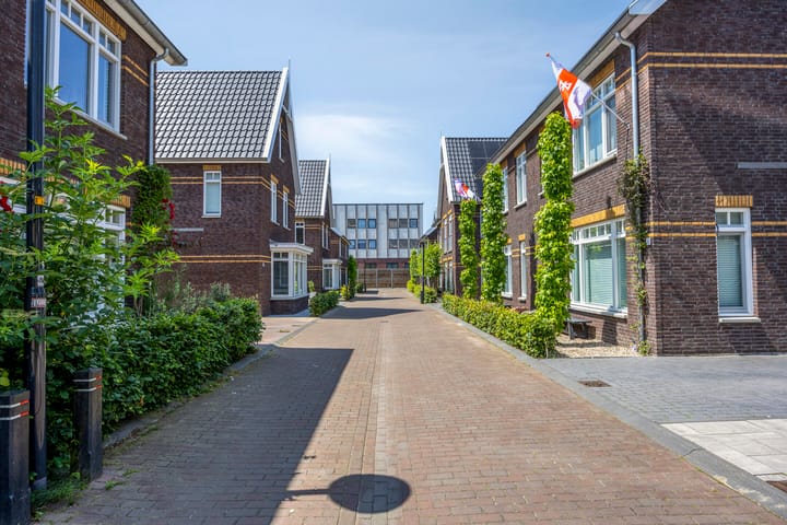 Foto 35 van Korenbloemstraat 27