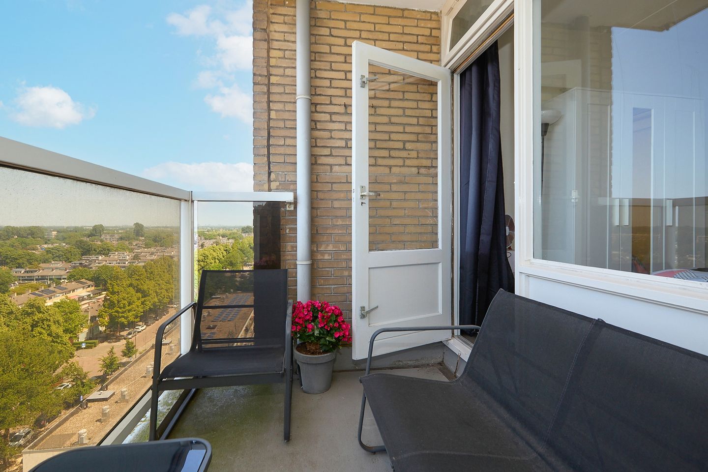 Photo 25 of Edward Jennerstraat 392