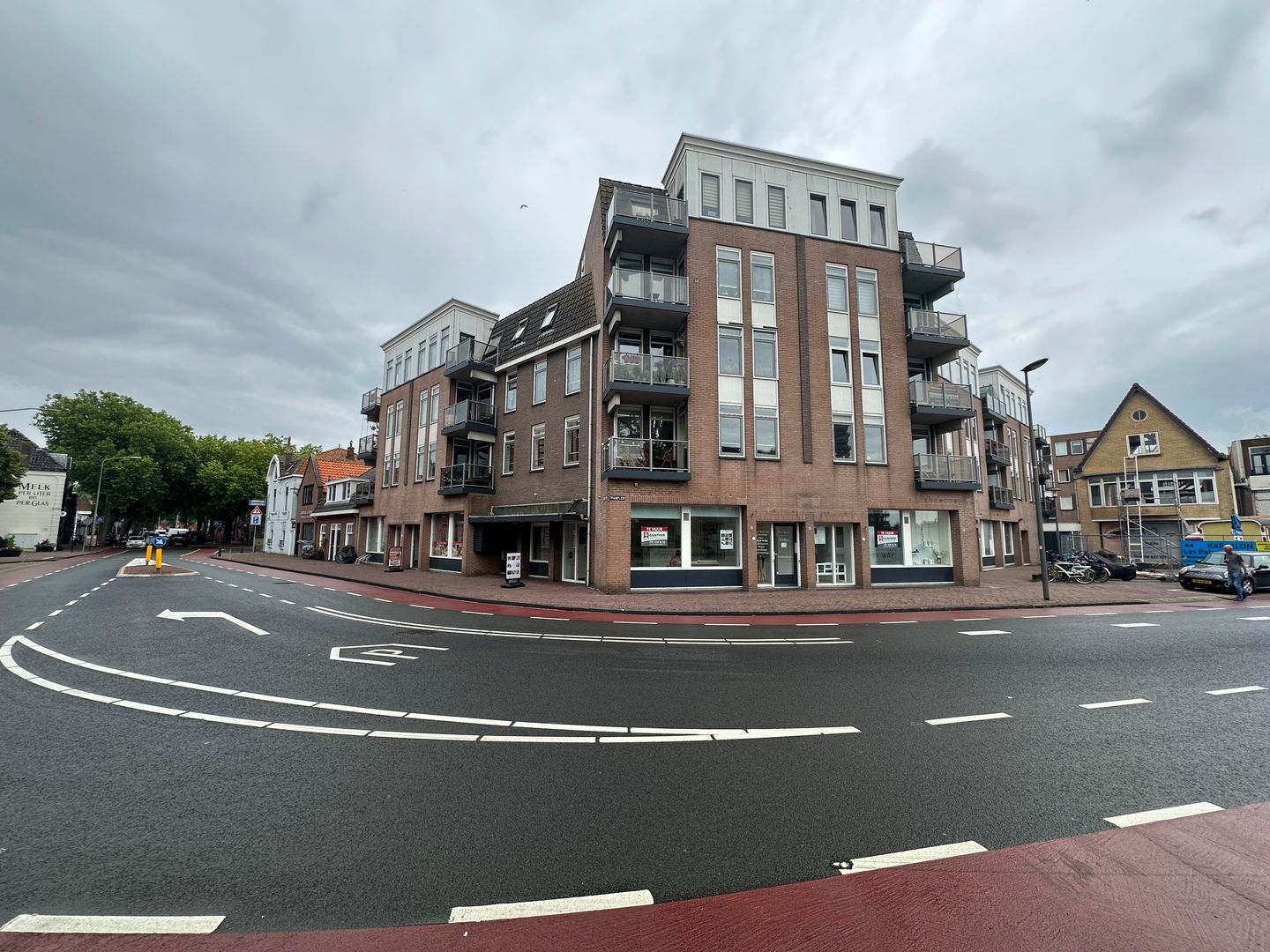 View photo 2 of Tramplein 1