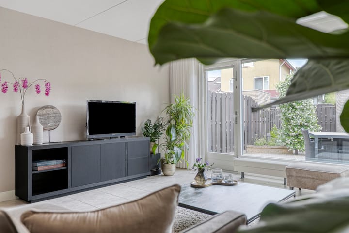 Foto 7 van van Goghlaan 33