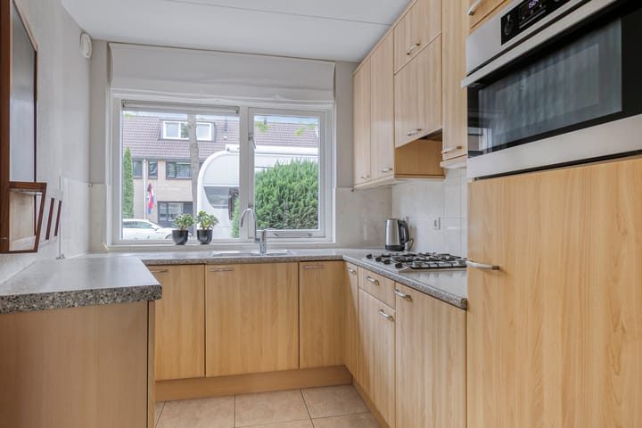 Foto 10 van van Goghlaan 33