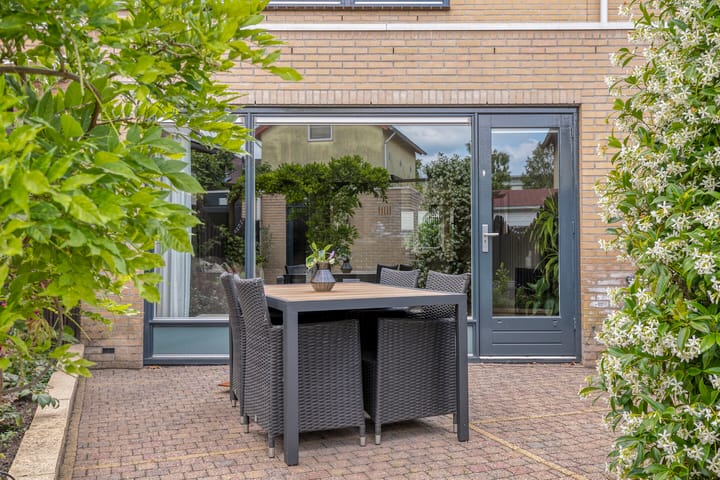 Foto 17 van van Goghlaan 33