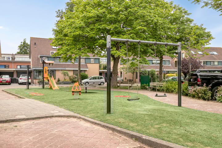 Foto 31 van van Goghlaan 33