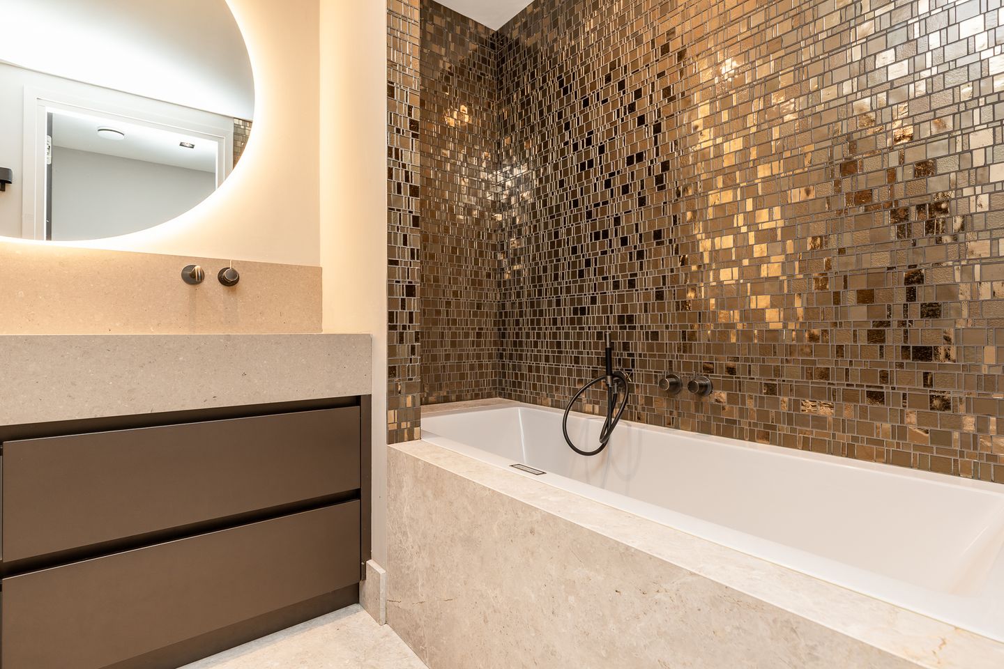 Foto 44 van De Gooijerlaan 11