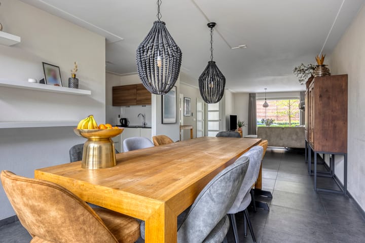 Photo 3 of Willem van Oranjelaan 35