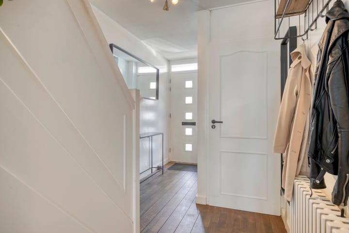 Foto 8 van Vuurvlinder 40