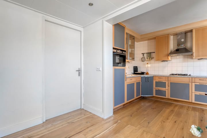 Foto 14 van Wentholtstraat 6