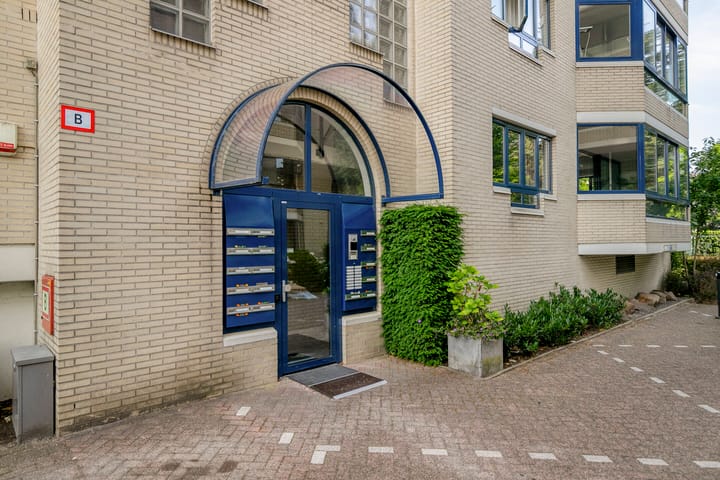 Foto 47 van Tivolistraat 62-13