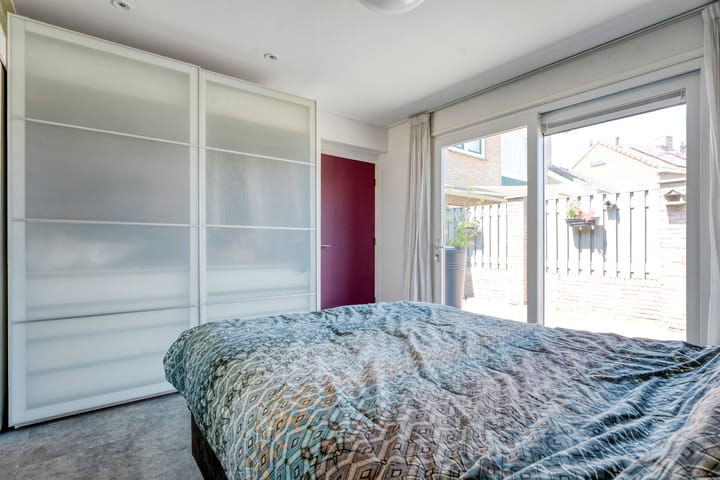 Foto 17 van Wentholtstraat 6