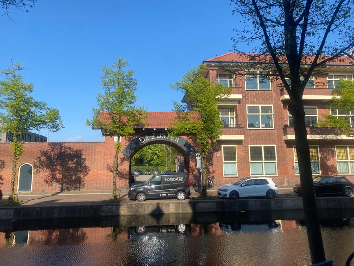 Gasthuisplaats 1, Delft