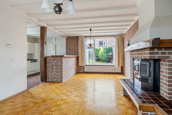 Foto 3 van Julianastraat 8