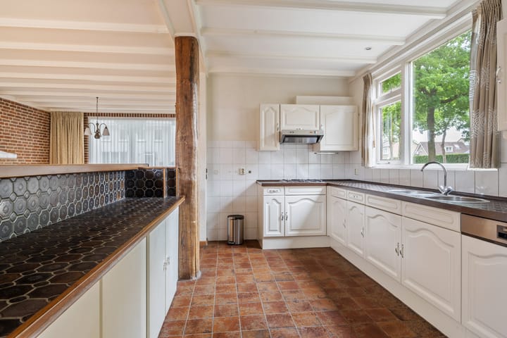 Foto 7 van Julianastraat 8