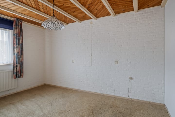 Foto 15 van Julianastraat 8