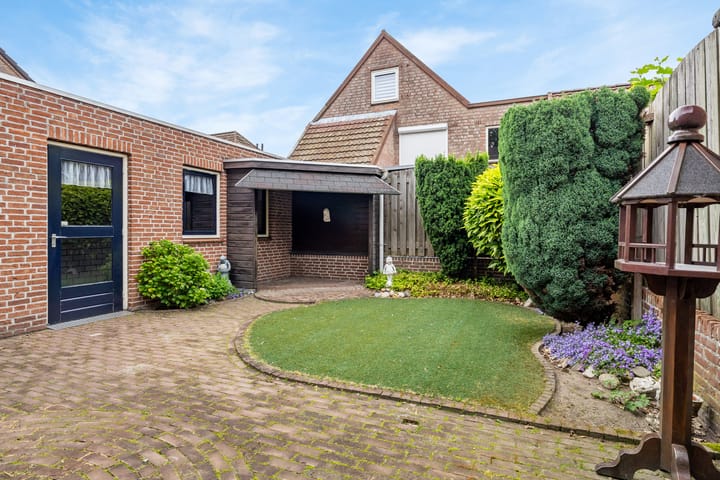 Foto 23 van Julianastraat 8