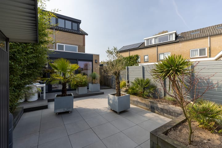 Foto 20 van E. de Bruynstraat 93