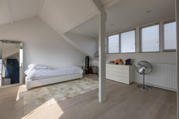 Foto 15 van E. de Bruynstraat 93