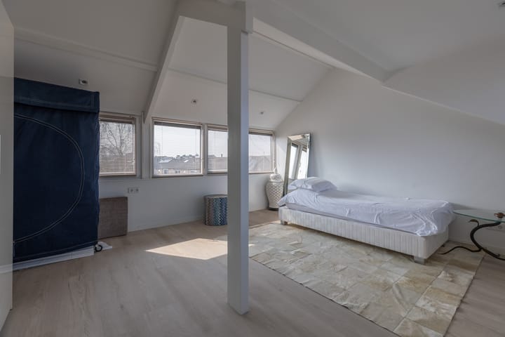 Foto 16 van E. de Bruynstraat 93