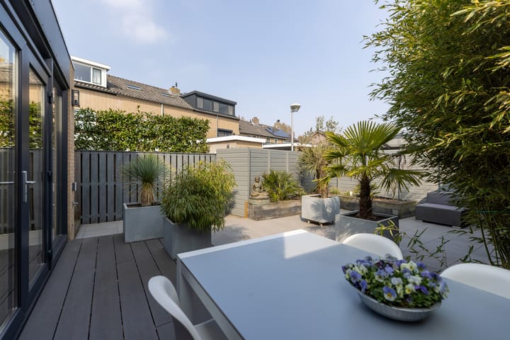 Foto 17 van E. de Bruynstraat 93