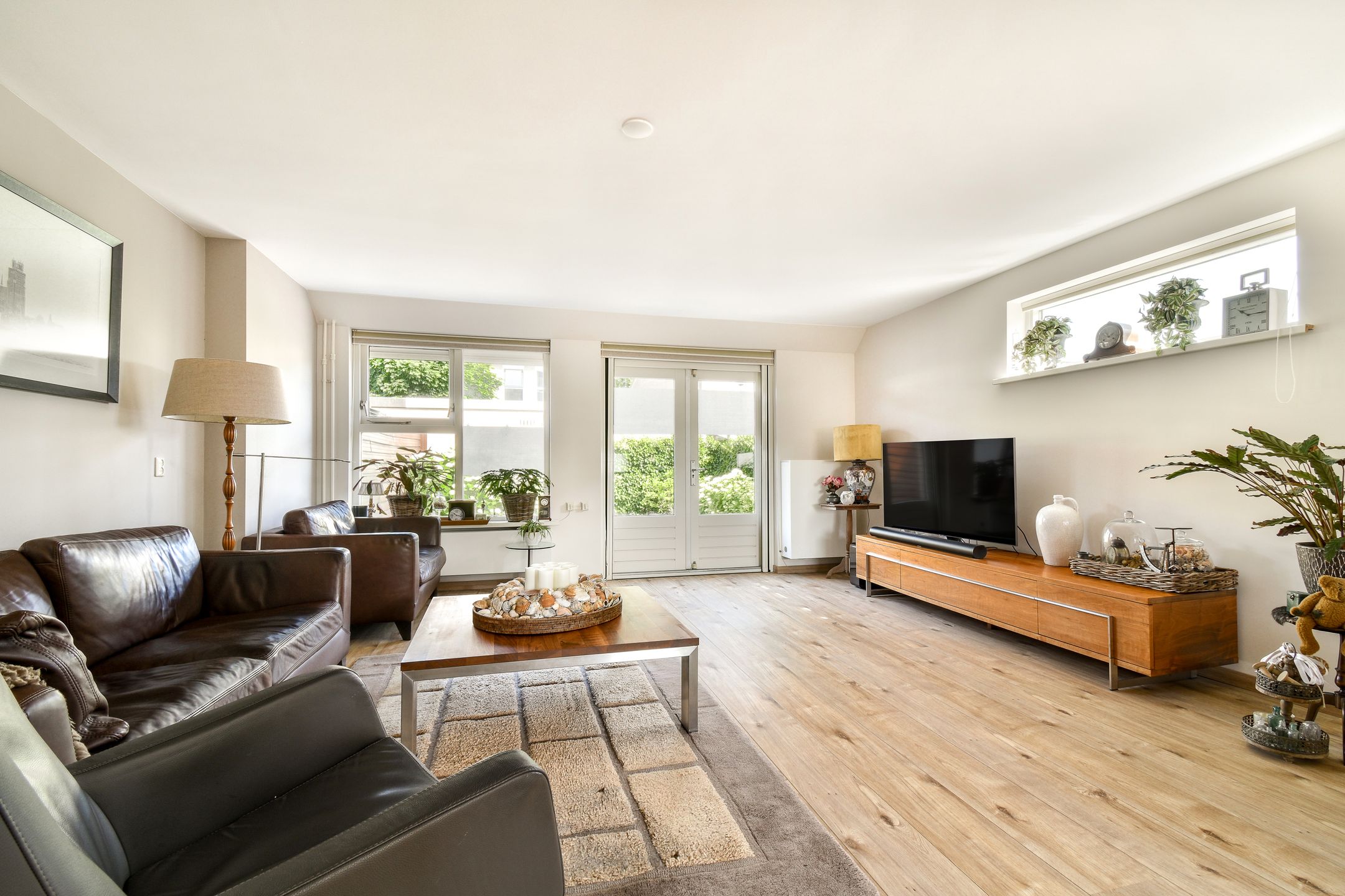 Photo 3 of Johanna Naber-erf 522