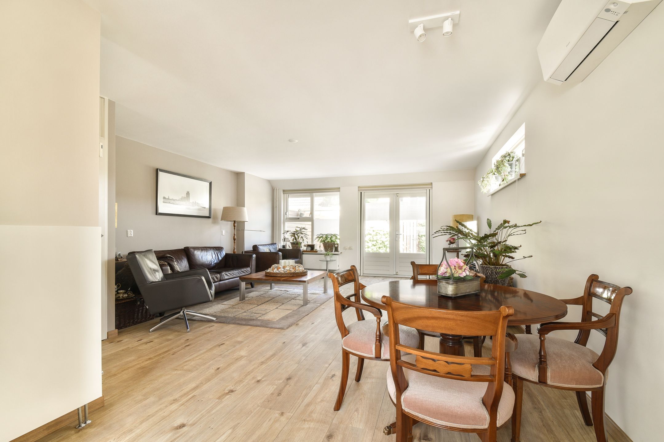 Photo 6 of Johanna Naber-erf 522