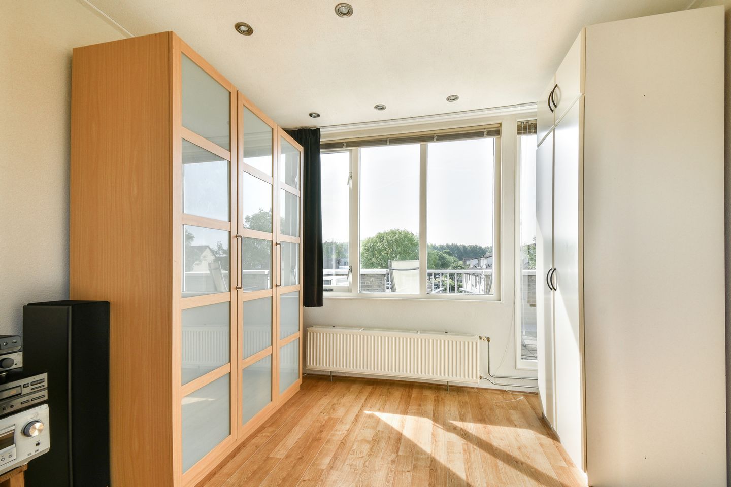 Photo 14 of Johanna Naber-erf 522