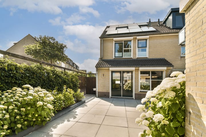 Foto 21 van Johanna Naber-erf 522