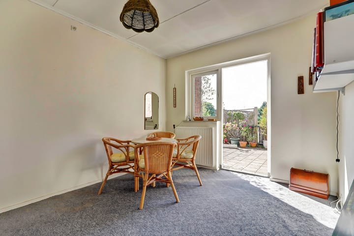 Foto 13 van Vredenseweg 12