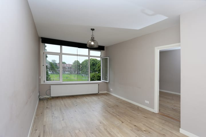 Photo 3 of Brinckerinckstraat 32