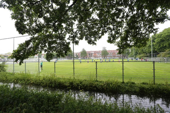 Photo 28 of Brinckerinckstraat 32