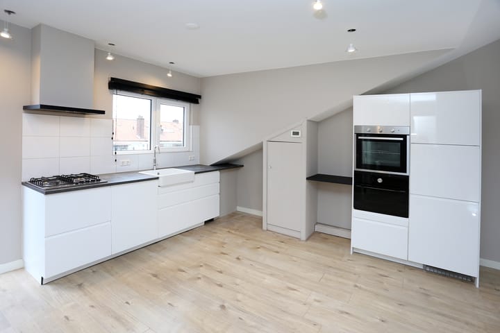 Photo 34 of Brinckerinckstraat 32