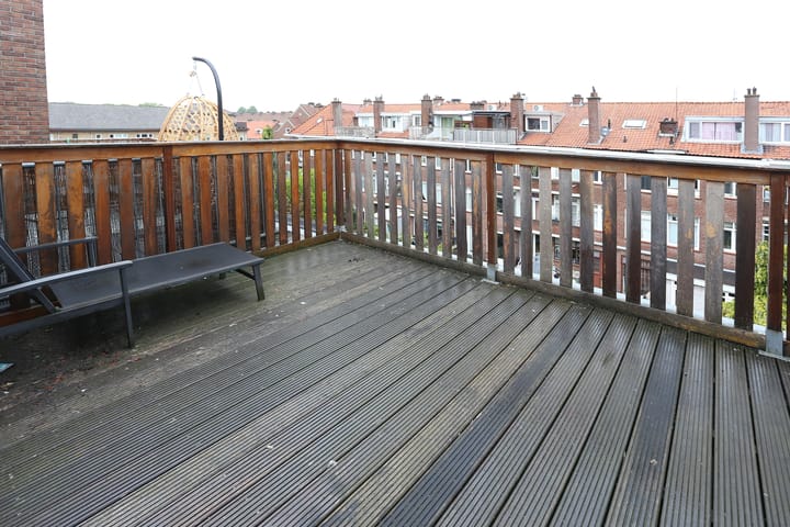 Photo 38 of Brinckerinckstraat 32